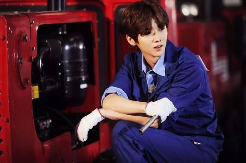 跑男新一期鹿晗插曲，音樂與綜藝的絕佳融合曝光！