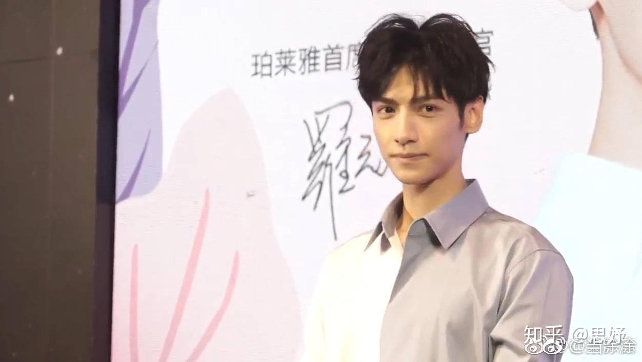 探索二次元魅力，羅云熙動漫圖集錦