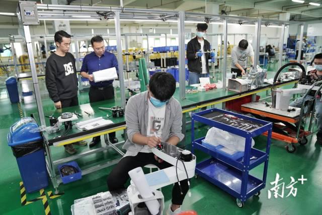 廣東金屬?gòu)U料實(shí)時(shí)報(bào)價(jià),廣東金屬?gòu)U料實(shí)時(shí)報(bào)價(jià)，行業(yè)分析與觀(guān)點(diǎn)闡述