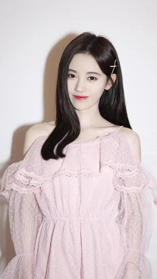 陳小紜，演藝之路的閃耀之星