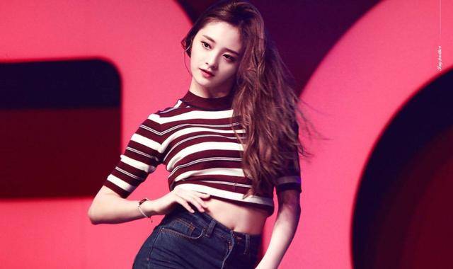 明星戒智能穿戴設(shè)備，科技巨獻(xiàn)，重塑未來(lái)生活的無(wú)限可能！