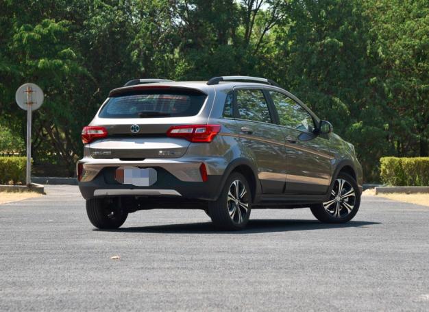 電車電池價格解析，市場趨勢與關(guān)鍵因素探討