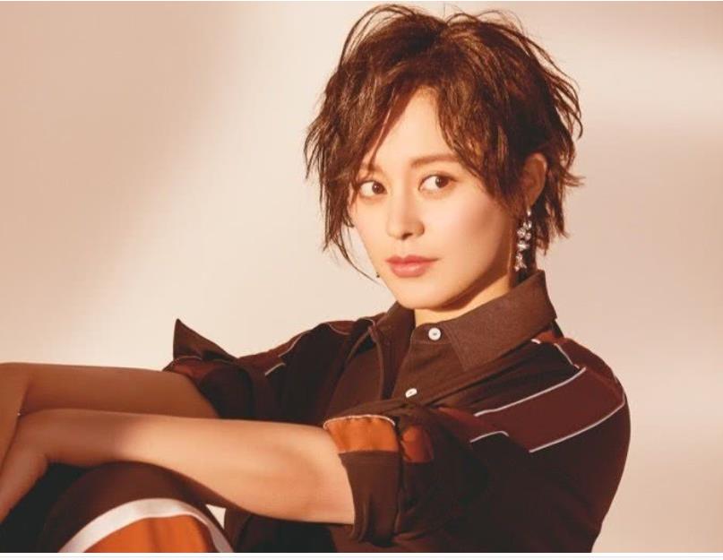 演員少丹，炸裂演技，魅力四射?