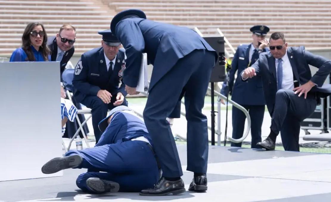 摔跤大會背后的溫暖友情故事，2024最新美摔日常