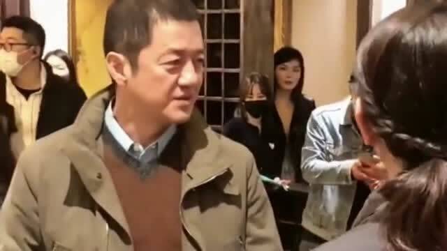 李亞鵬新戀情揭秘，科技戀愛，前沿體驗之旅