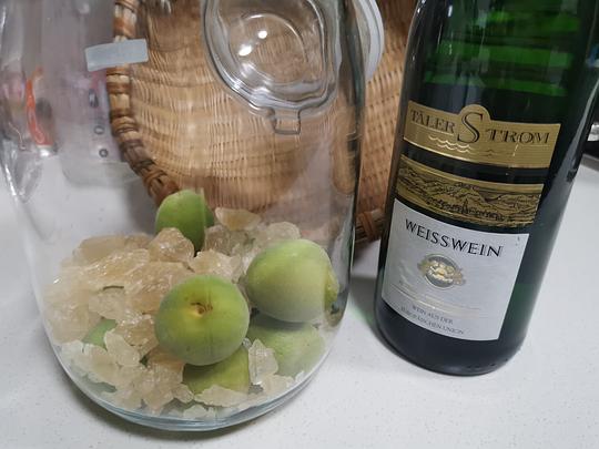 傳統(tǒng)工藝與現(xiàn)代風(fēng)尚交融，最新梅子酒的魅力展現(xiàn)