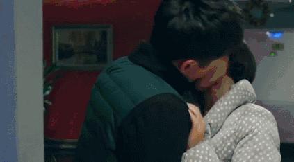 最新吻戲電視劇大全，浪漫瞬間一網(wǎng)打盡